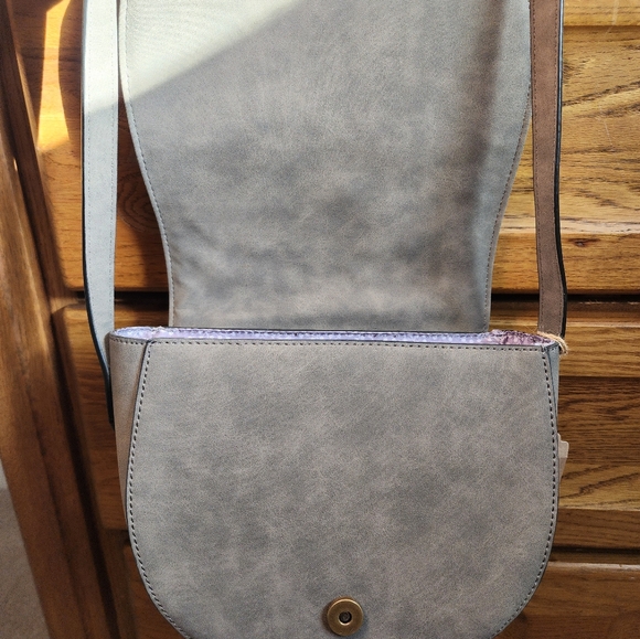 True Craft Western Inspired Crossbody Bag - Picture 5 of 13